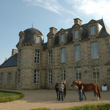 Chateau Du Bois-Guy Golf Parigné Esterno foto