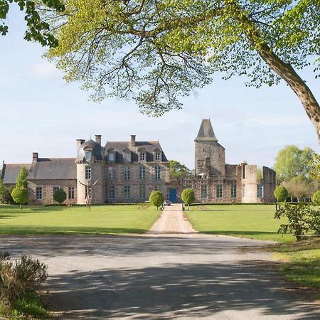 Chateau Du Bois-Guy Golf Parigné Esterno foto