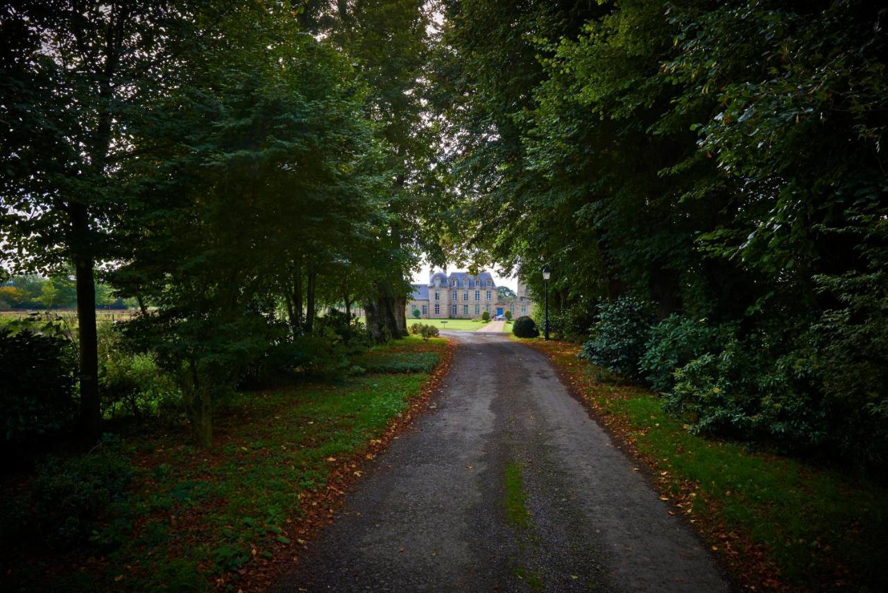 Chateau Du Bois-Guy Golf Parigné Esterno foto
