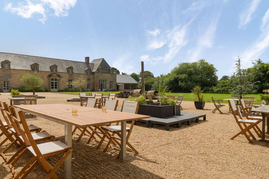 Chateau Du Bois-Guy Golf Parigné Esterno foto